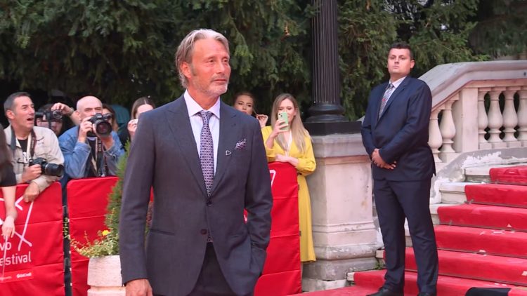 Mads Mikkelsen prošetao crvenim tepihom SFF-a