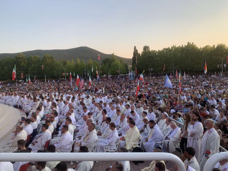 Vatikan sutra organizuje press-konferenciju: Hoće li Međugorje biti proglašeno svetištem?