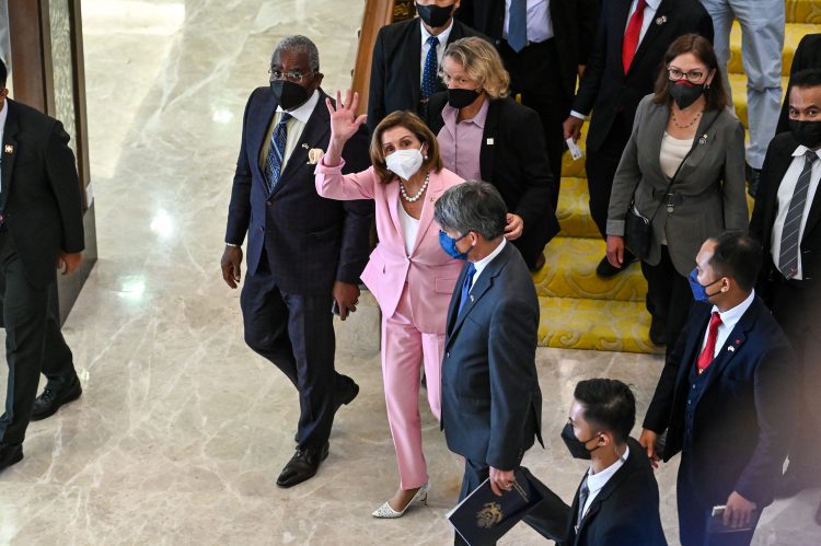 Pelosi: Naši susreti s liderima Tajvana potvrđuju podršku partneru