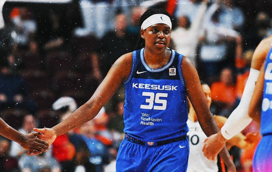 Odlična Jonquel Jones vodila Connecticut do prve pobjede u finalu WNBA