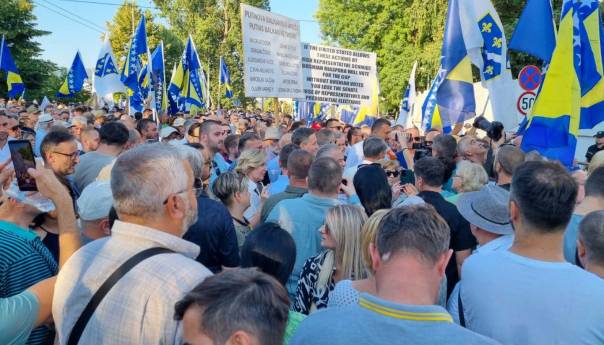 Novi protesti ispred zgrade OHR-a zakazani za danas