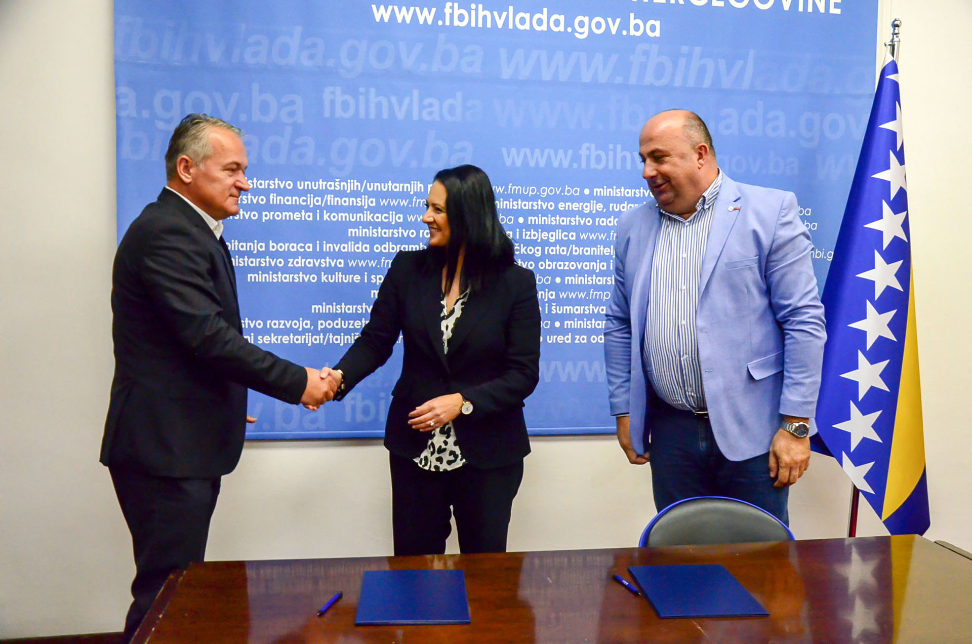 Vlada FBiH: Potpisan ugovor o izgradnji brze ceste u vrijednosti od 8,5 miliona KM