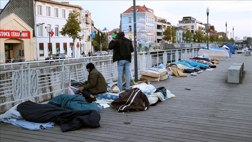 Belgija: Azilanti spavaju na ulicama Brisela