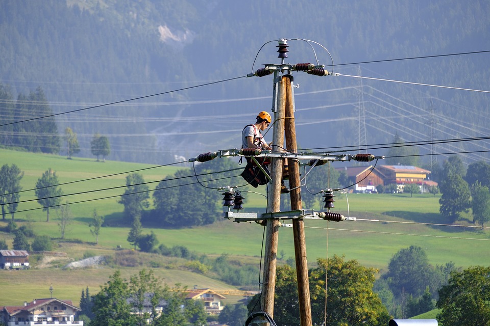 Pucao na radnike "Elektrokrajine" jer su mu htjeli isključiti struju