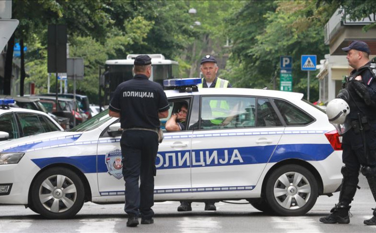 Tužiteljica u Srbiji službenim vozilom pregazila djeda