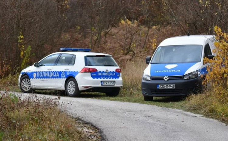 Tijelo djevojke pronađeno u dvorištu porodične kuće u Bratuncu