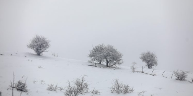 Oblačno vrijeme sa kišom u BiH, na planinama snijeg