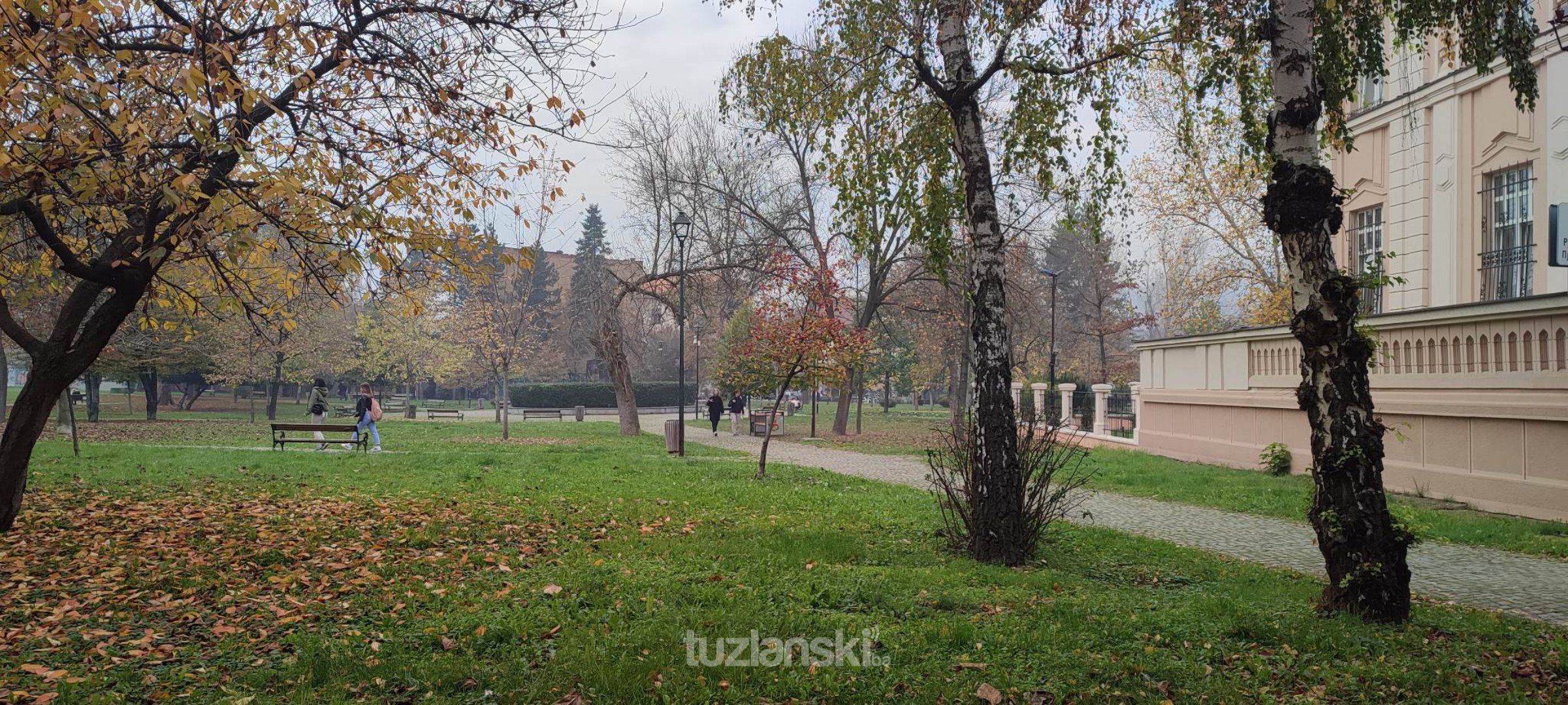 U BiH pretežno oblačno vrijeme sa slabom kišom