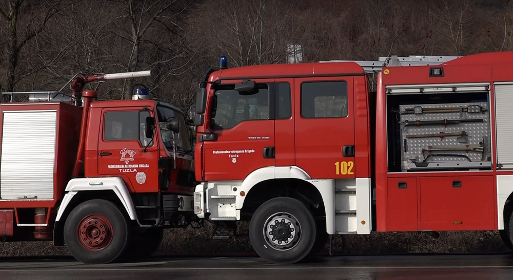 Požari na nekoliko lokacija na području Tuzlanskog kantona u protekla 24 sata