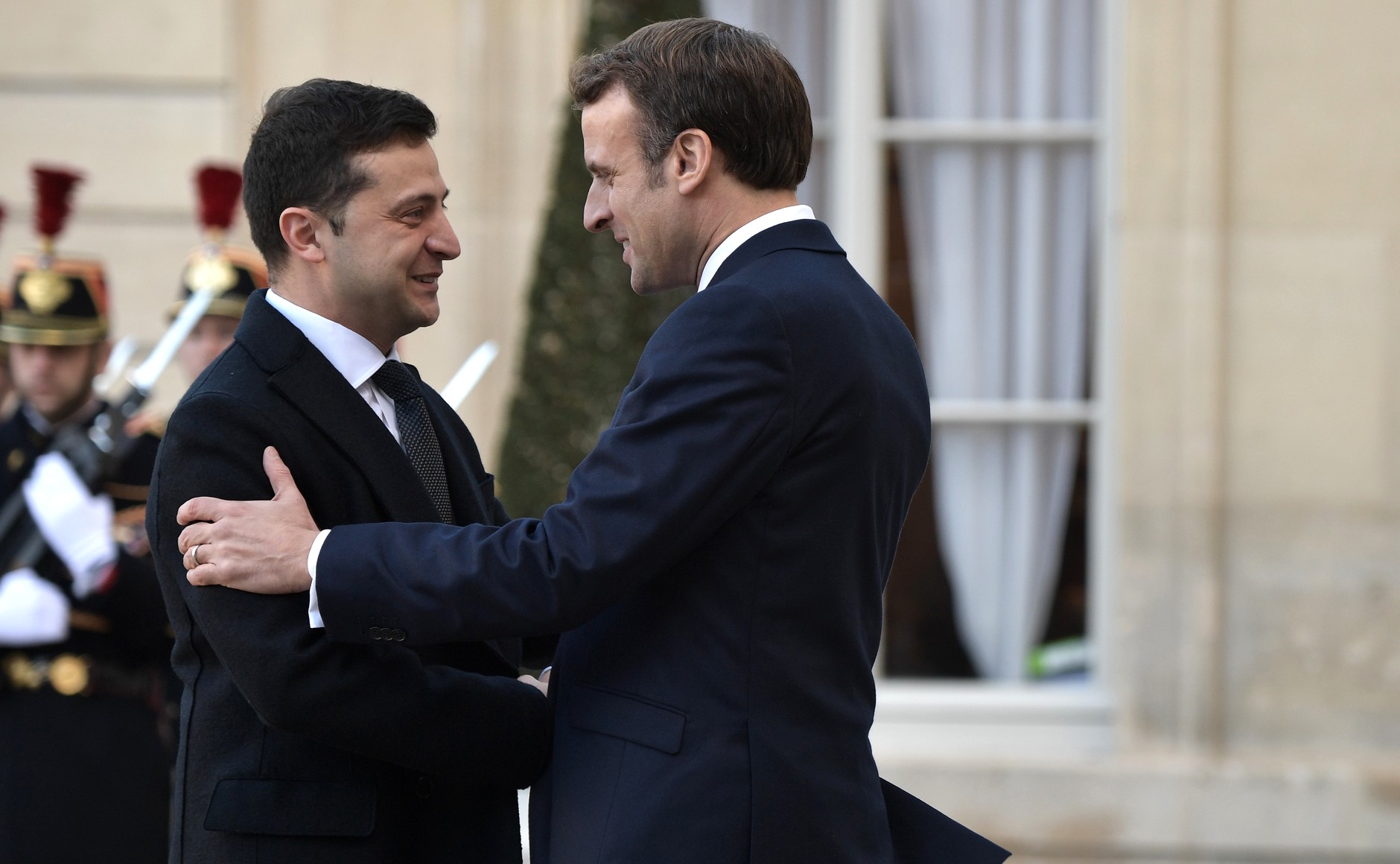 Macron objavio detalje razgovora sa Zelenskim: "Potpuno smo mobilizirani"