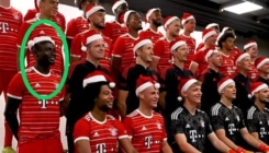 Mane odbio pjevati božićne pjesme s igračima Bayerna, šutio i samo se smješkao