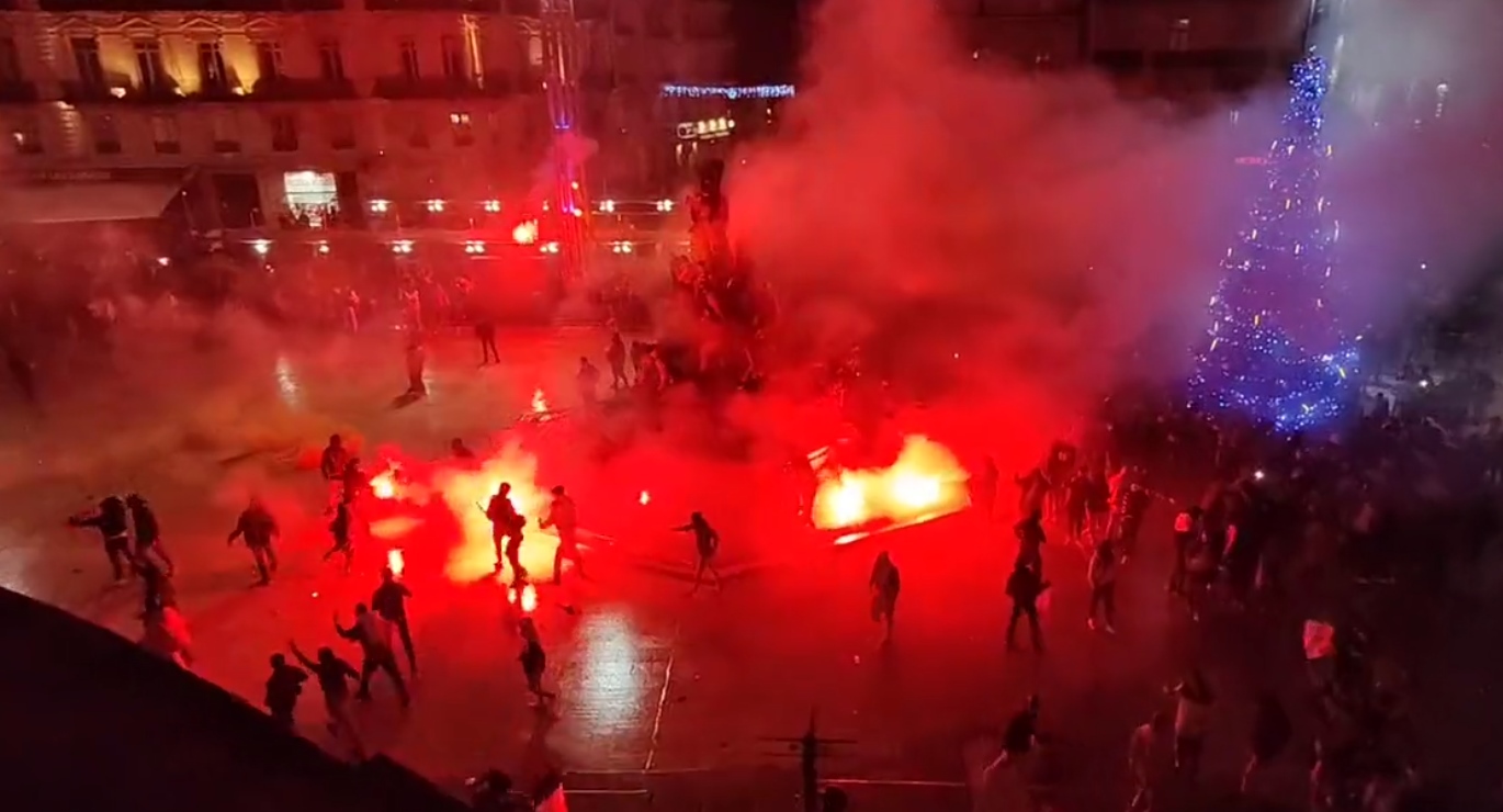 Navijači Francuske i Maroka se sukobili na gradskom trgu u Montpellieru