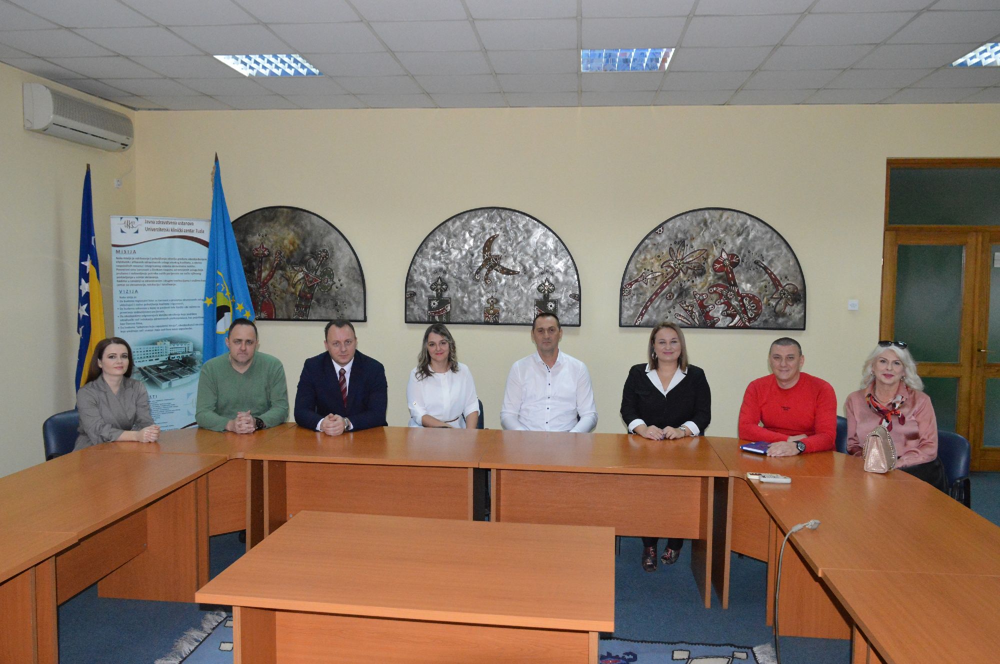 Predstavnici Srednje medicinske škole boravili u posjeti UKC Tuzla