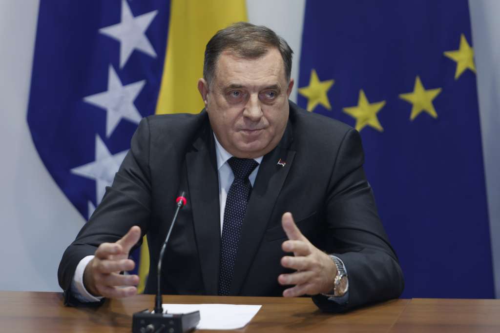 Dodik: CIK glasa politički, iz SDA se svete jer su gubitnici izbora na nivou BiH