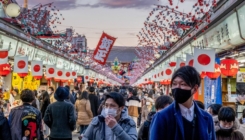 Posljedice Covida: Japanci 'papreno' plaćaju stručnjake da ih nauče kako se smijati