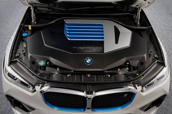 Električno i bez punjenja: BMW lansira prvi njemački automobil na vodik