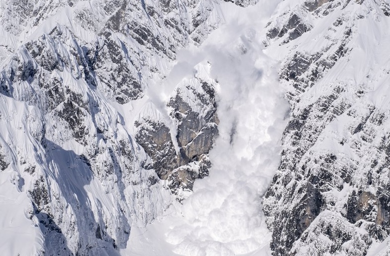 Troje skijaša poginulo u lavinama u Austriji