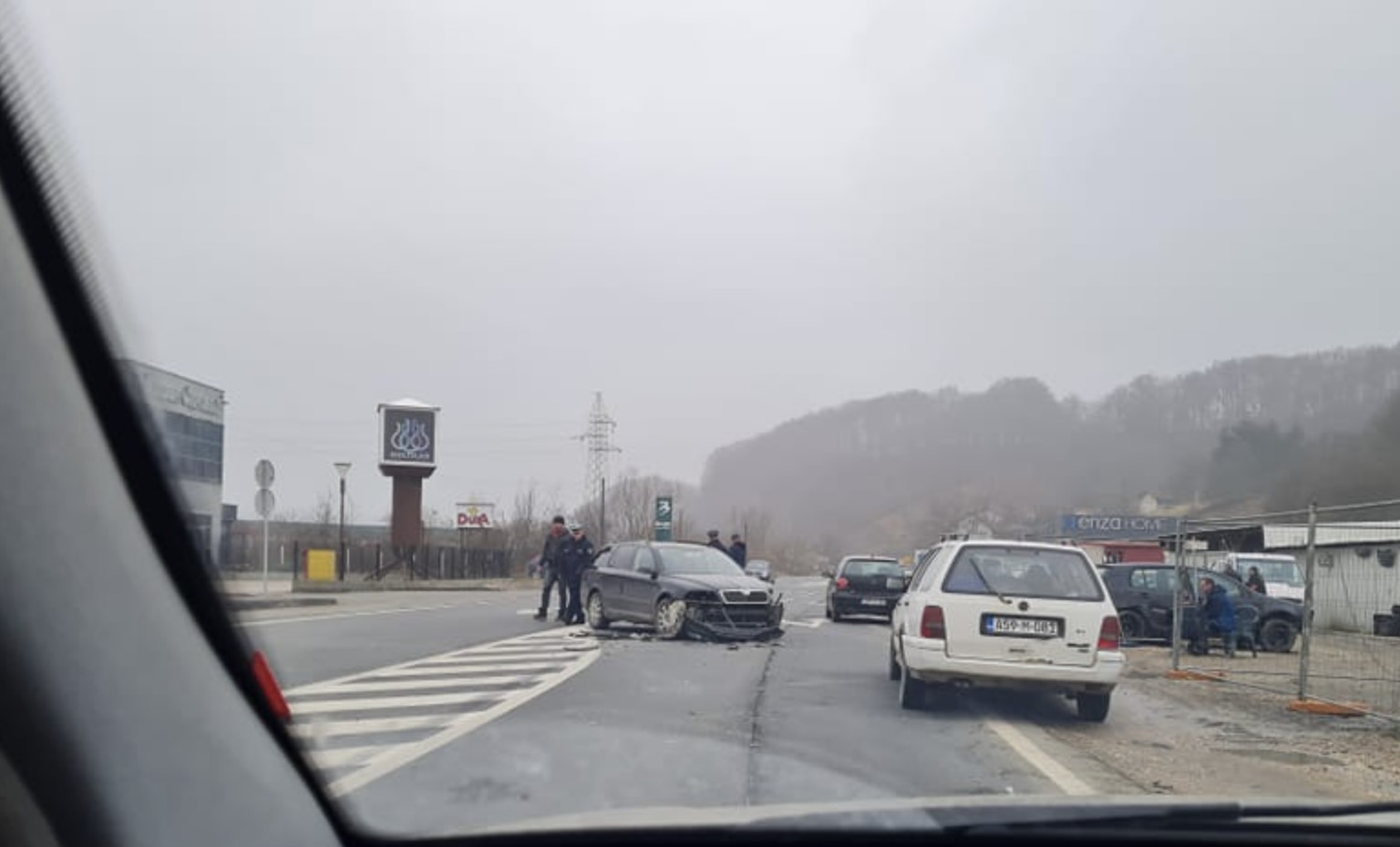 Saobraćajna nezgoda u blizini petlje Šićki Brod 