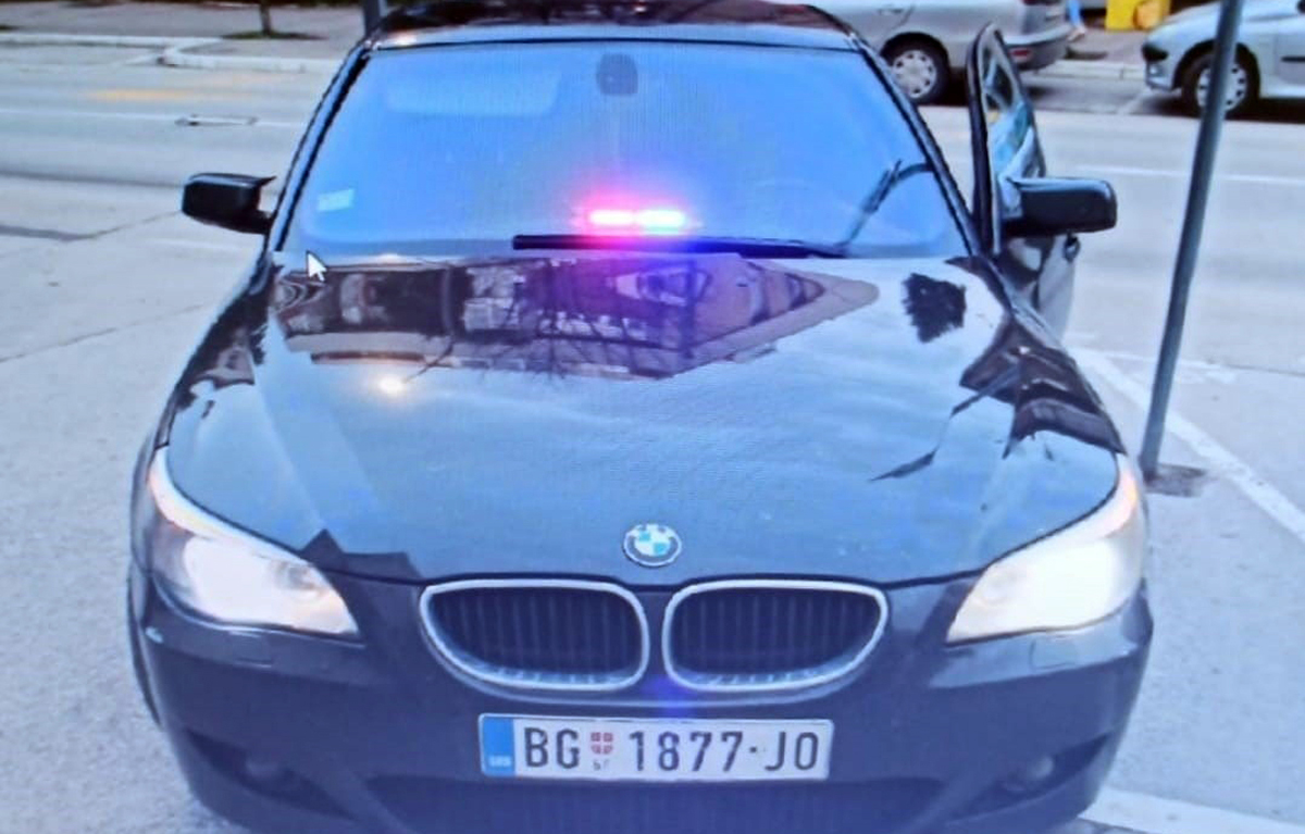 Srbija: BMW-om presretali vozila na putu i lažno se predstavljali kao policajci