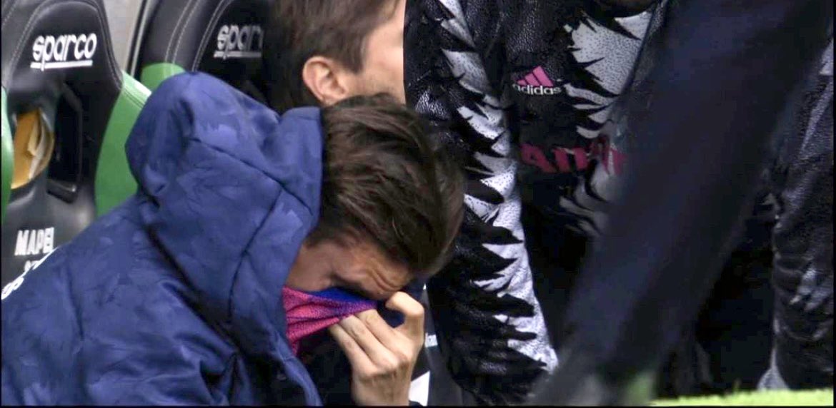 Igrač Juventusa se rasplakao nakon što je skrivio gol, odmah izveden iz igre