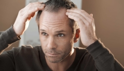 Dvije promjene na kosi mogu biti znakovi upozorenja povišenog holesterola