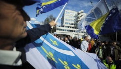 Novi protesti planirani u Tuzli ipak će biti održani u Sarajevu: Građani će 9. maja prezentovati prijedlog za rješenje problema