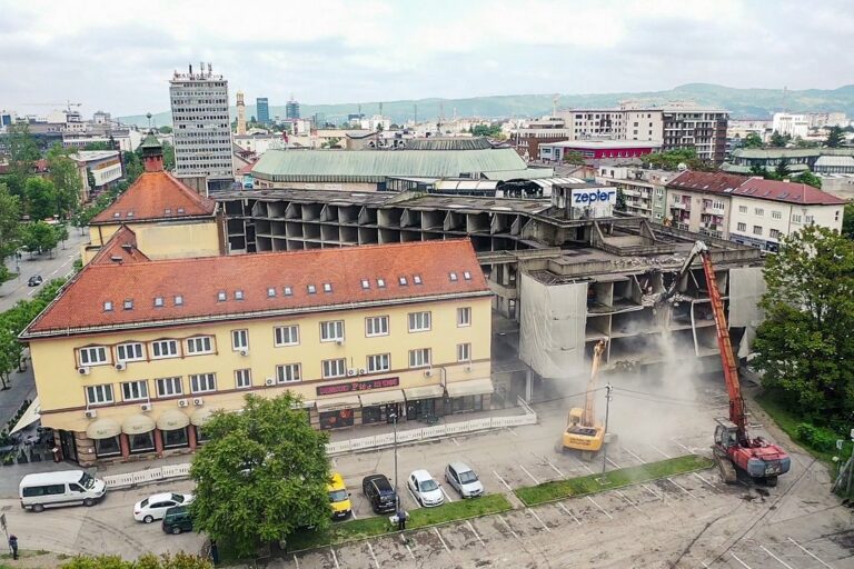 Islamska zajednica BiH: U Banja Luci grade hotel na temeljima porušene džamije