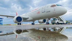 Prvi kineski putnički avion domaće proizvodnje obavio komercijalni let