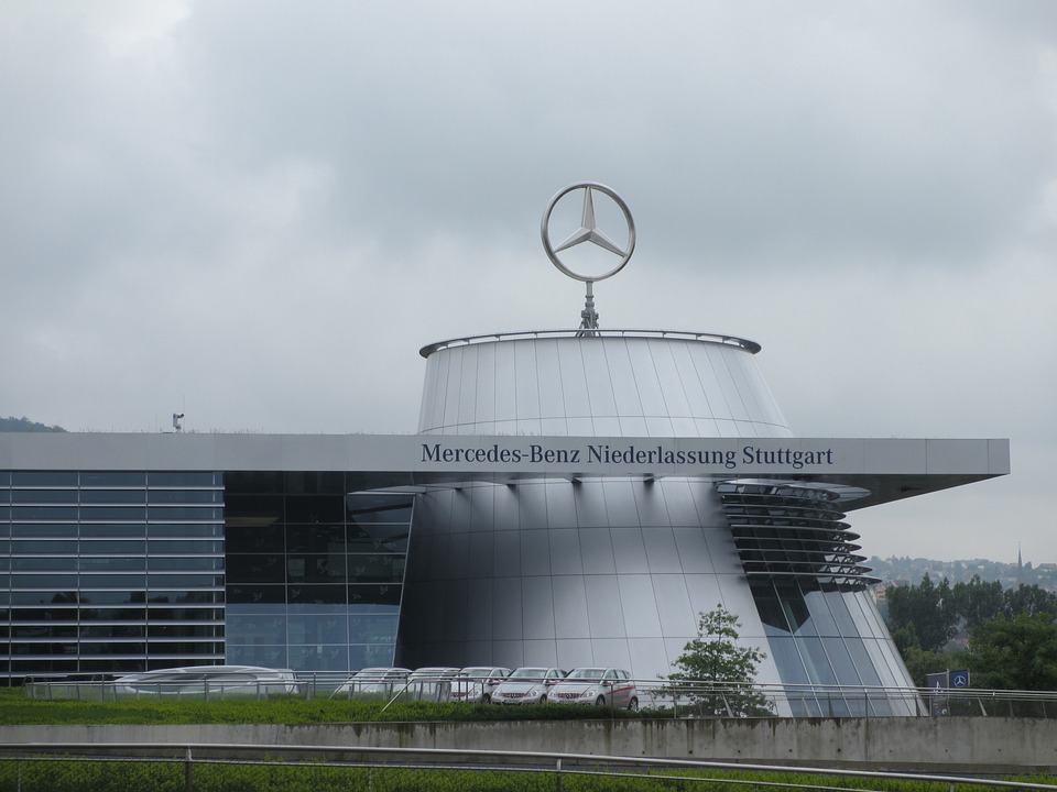 Mercedes-Benz prodao dionice u ruskom proizvođaču kamiona Kamaz