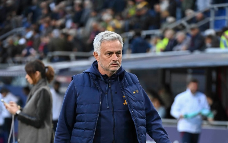 Turski mediji pišu da je Mourinho blizu preuzimanja Fenerbahcea