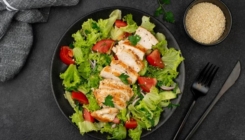 Večera koja pomaže u mršanju: Salata bogata proteinima