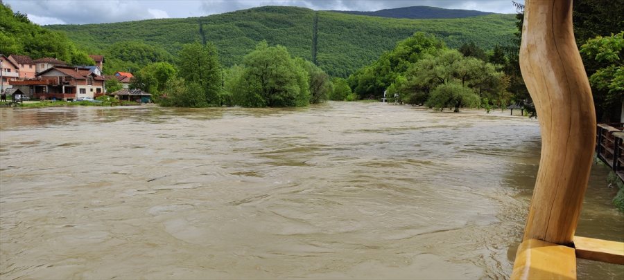 "Ne znam odakle da počnem ni kako": U USK-a štete od poplava veće od osam miliona KM