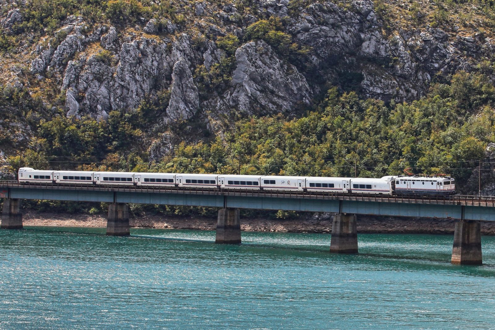 Putnički voz na relaciji Sarajevo - Ploče vraća se na pruge 2. juna