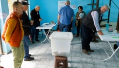 Izbori u Živinicama: Do 11 sati glasalo 4.878 birača
