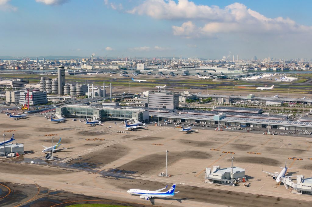 Sudar aviona na aerodromu u Tokiju, jednom otpao dio krila