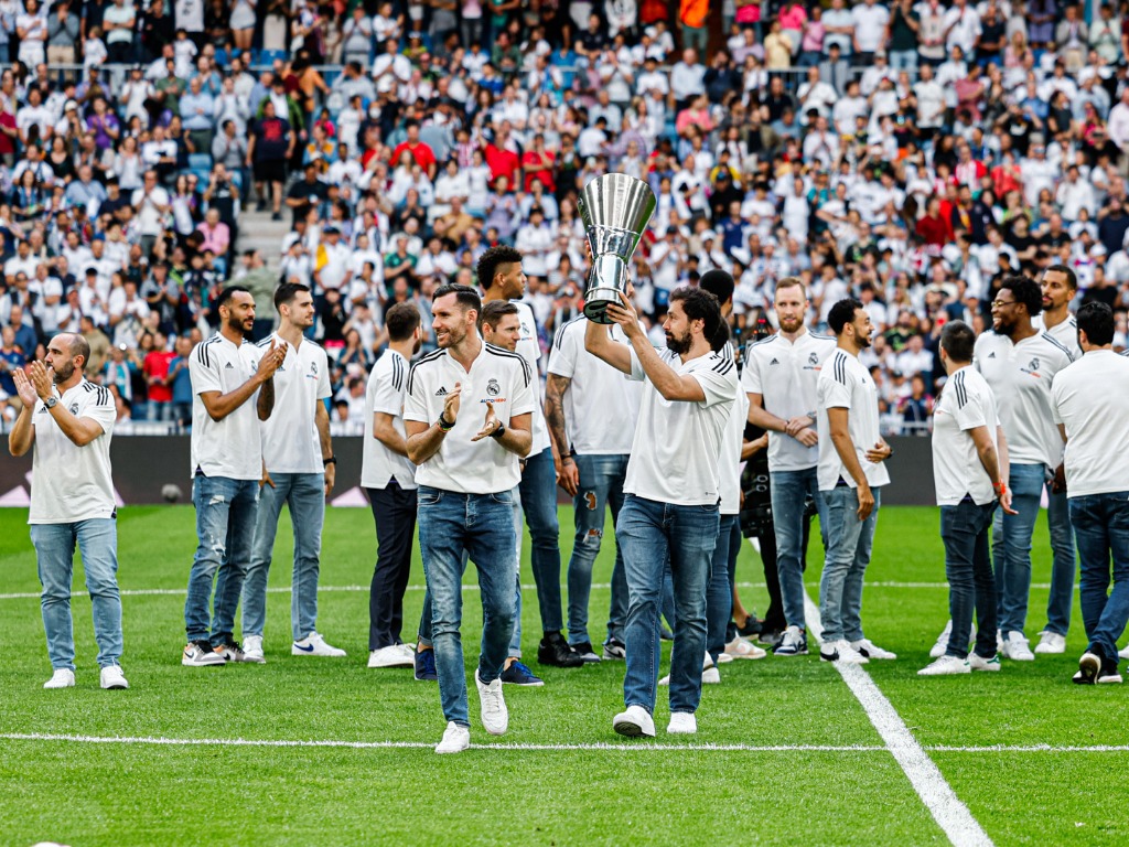 Džanan Musa i saigrači dobili ovacije navijača na stadionu Santiago Bernabeu