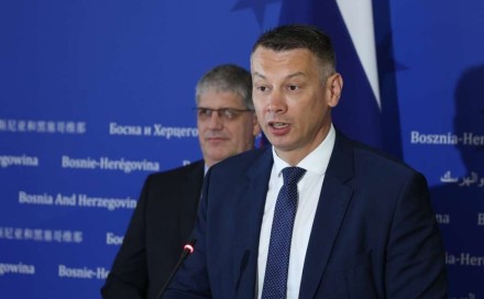 Nešić: Neka Sabina Ćudić pita svog partijskog šefa i bošnjačke ministre zašto Galić nije razriješen