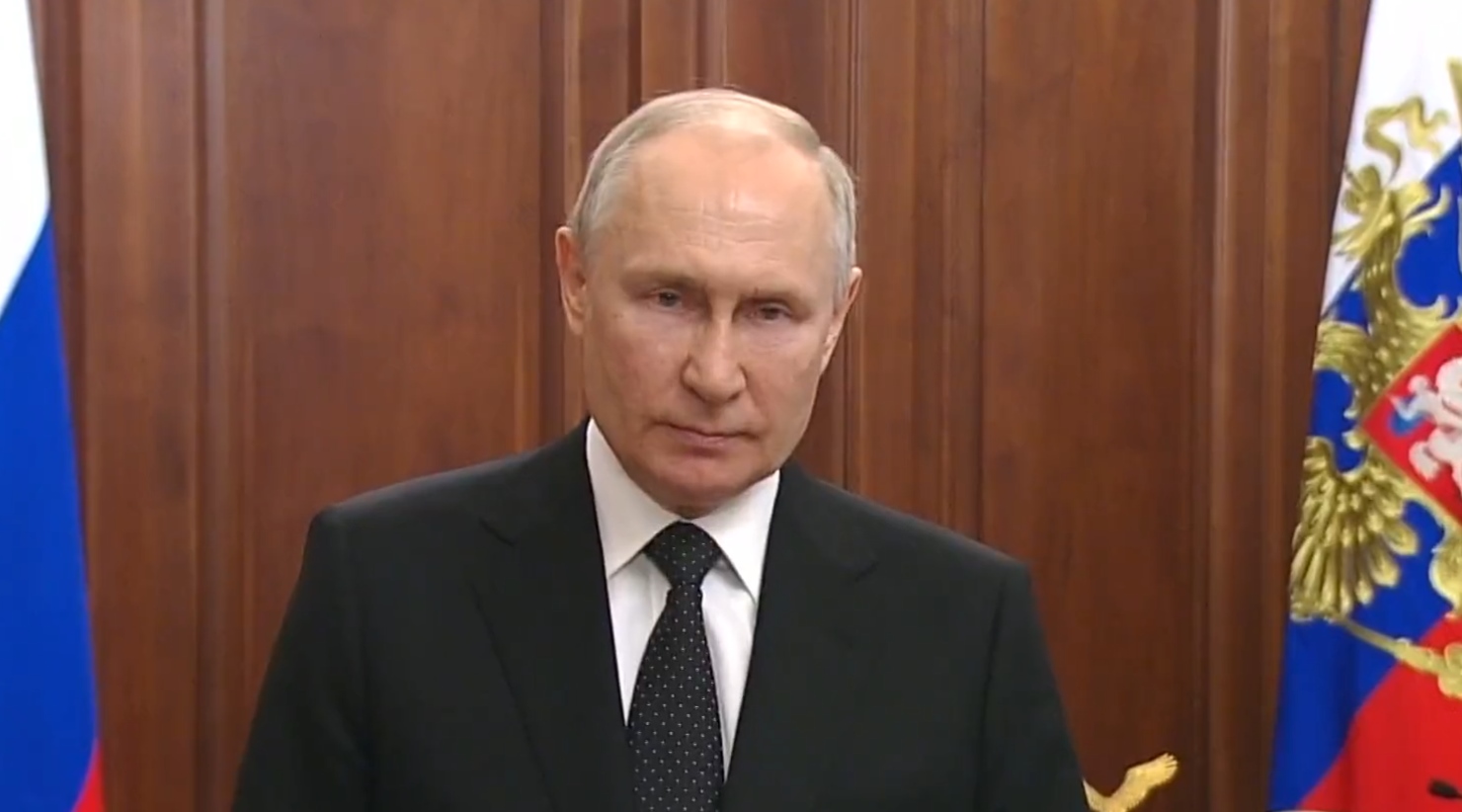 Putin: Ukrajini ne pomažu ni ogromni resursi koji se upumpavaju u Kijev