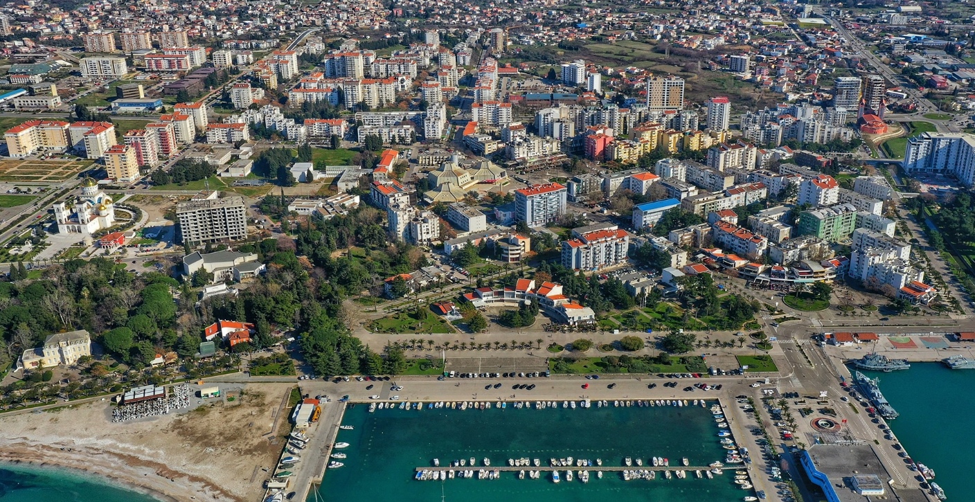 Uhapšen manijak u Baru: Djevojčicu odveo u WC i dodirivao je po intimnim djelovima