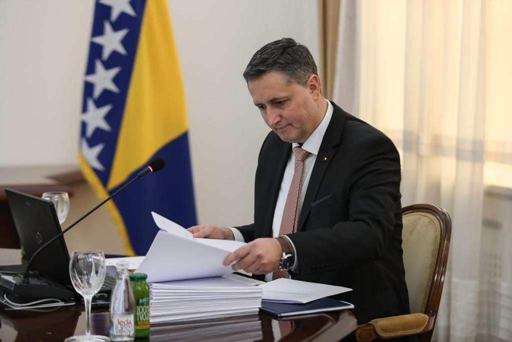Pomoćnik generalnog sekretara NATO-a uputio pismo podrške Denisu Bećiroviću