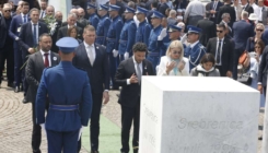 Premijer Abazović u Potočarima: Genocid nikada ne smije da bude negiran