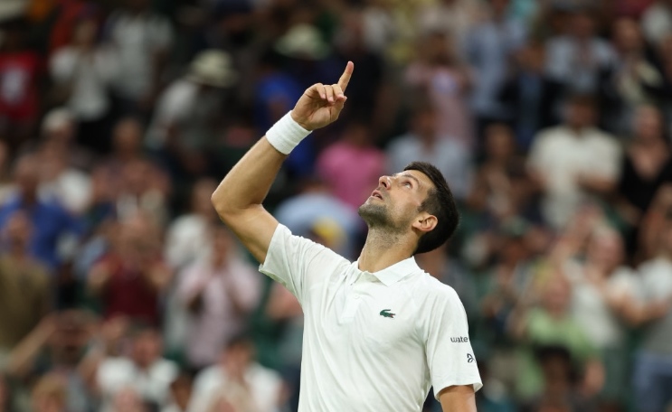 Novak Đoković preokretom do polufinala Wimbledona