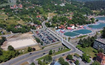 Na snazi upozorenje za Tuzlu: Danas sunčano uz visoke temperature