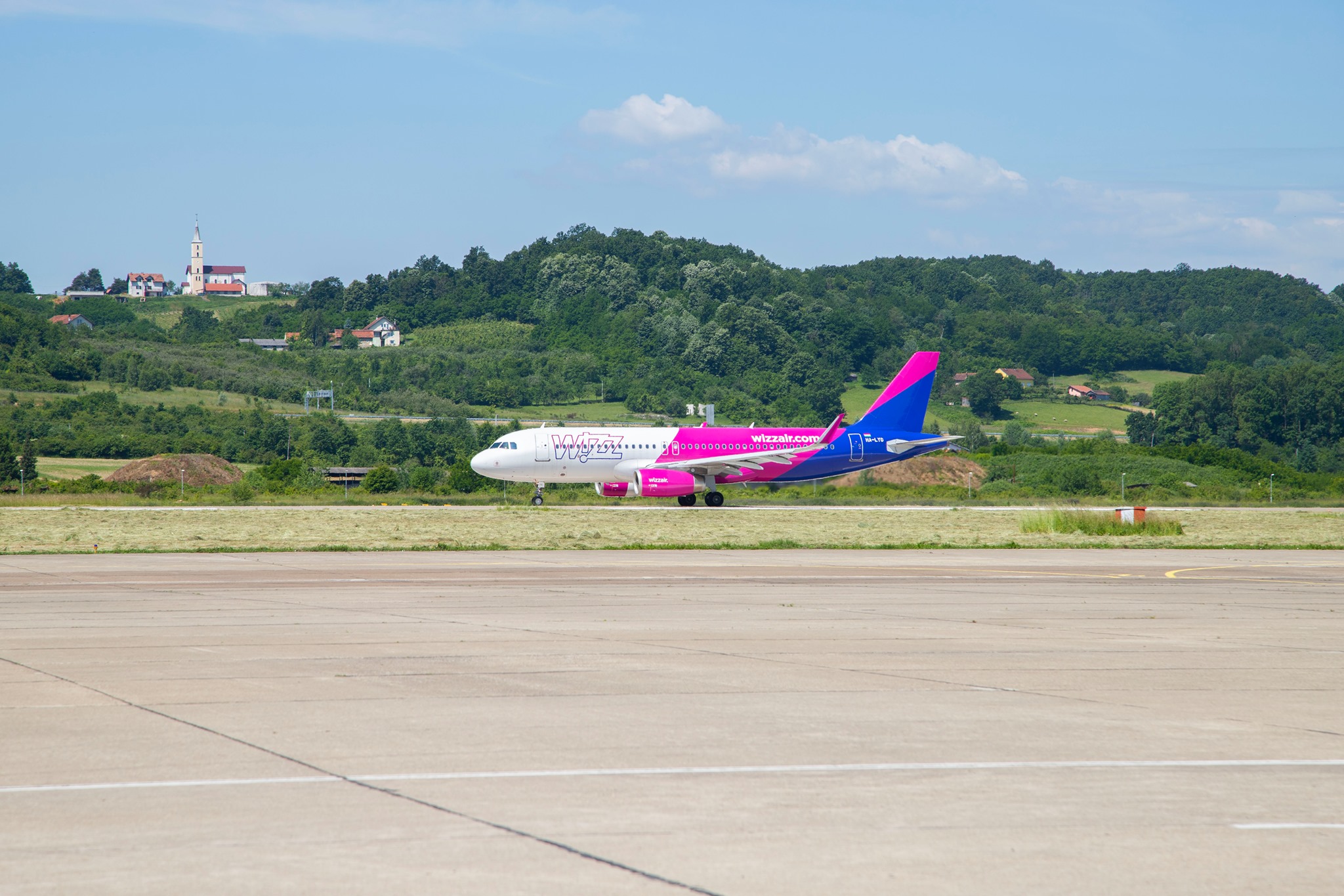 Wizz Air “opako” smanjuje letove iz još jednog bh. grada