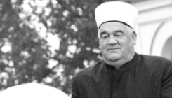 Muftijstvo tuzlansko saopštilo tužnu vijest: Na ahiret preselio Osman ef. Kavazović