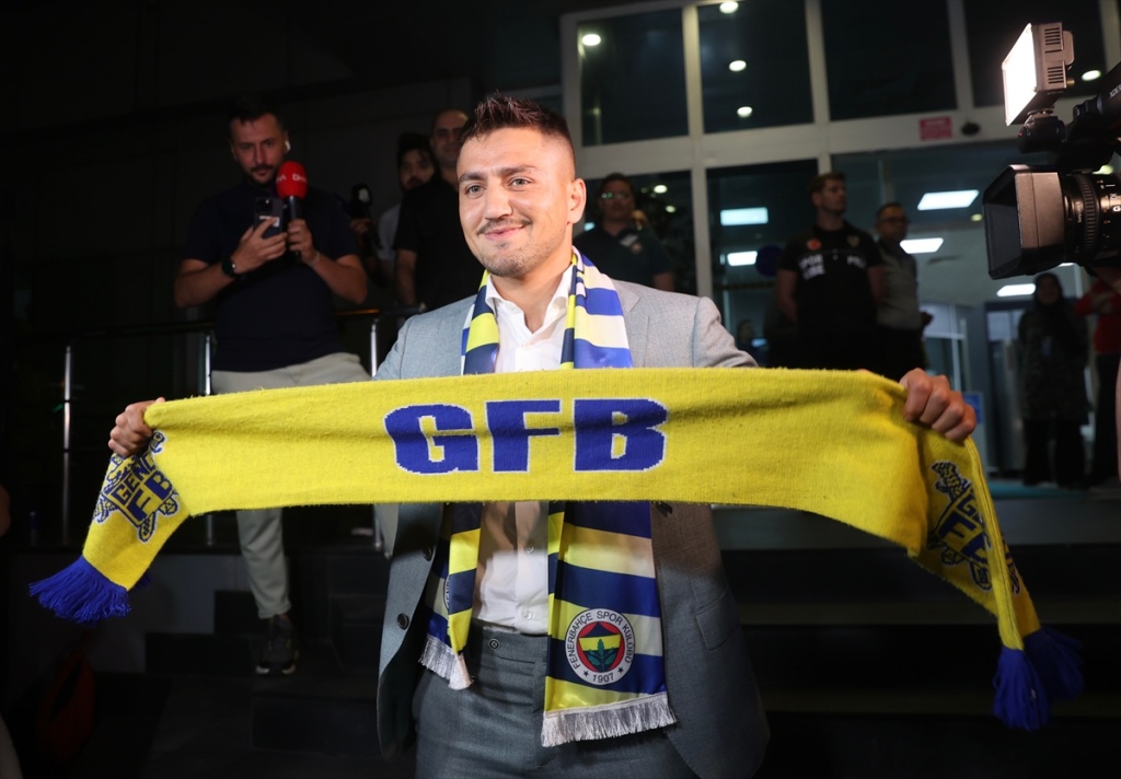 Cengiz Under u Fenerbahceu: "Džeko me stalno pitao kad ću doći"