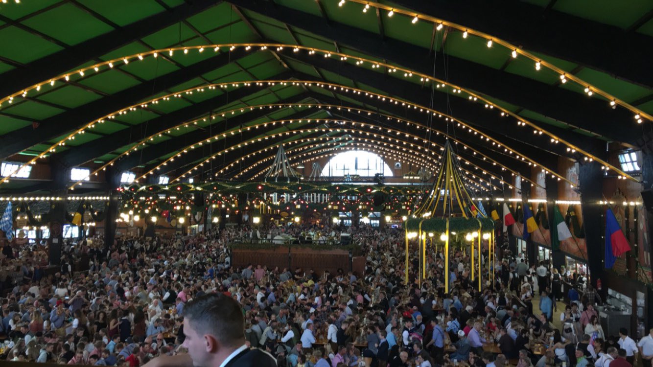 U Münchenu počeo Oktoberfest