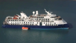 Luksuzni brod sa 206 ljudi danima nasukan na sjeveroistoku Grenlanda