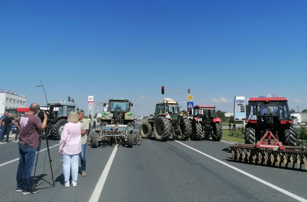 Poljoprivrednici će možda i danas blokirati GP orašje