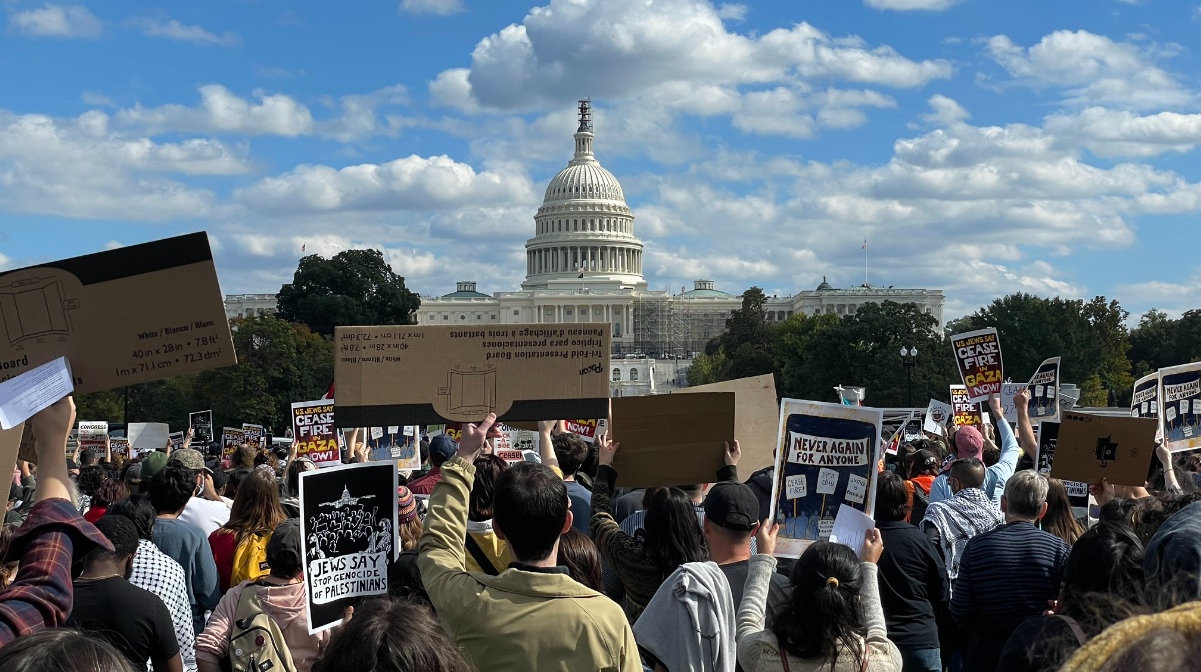 Američki demonstranti provalili u Kongres: Traže da se zaustavi genocid u Gazi